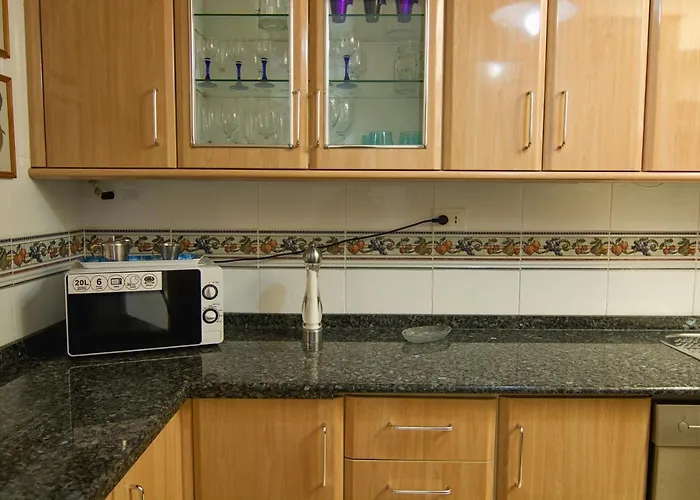 Azahara Cerca Playa Vistas Cristianos *